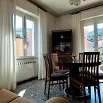 Casa Rosa Vista Mare 아파트