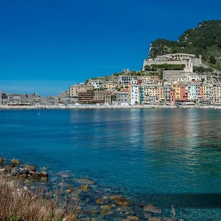 Casa Rosa Vista Mare 아파트 *