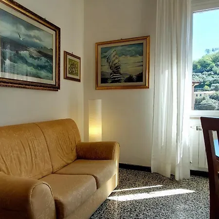 Casa Rosa Vista Mare * 韦内雷港